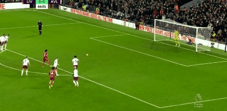 1639240065943073845.gif liv ast 9.gif