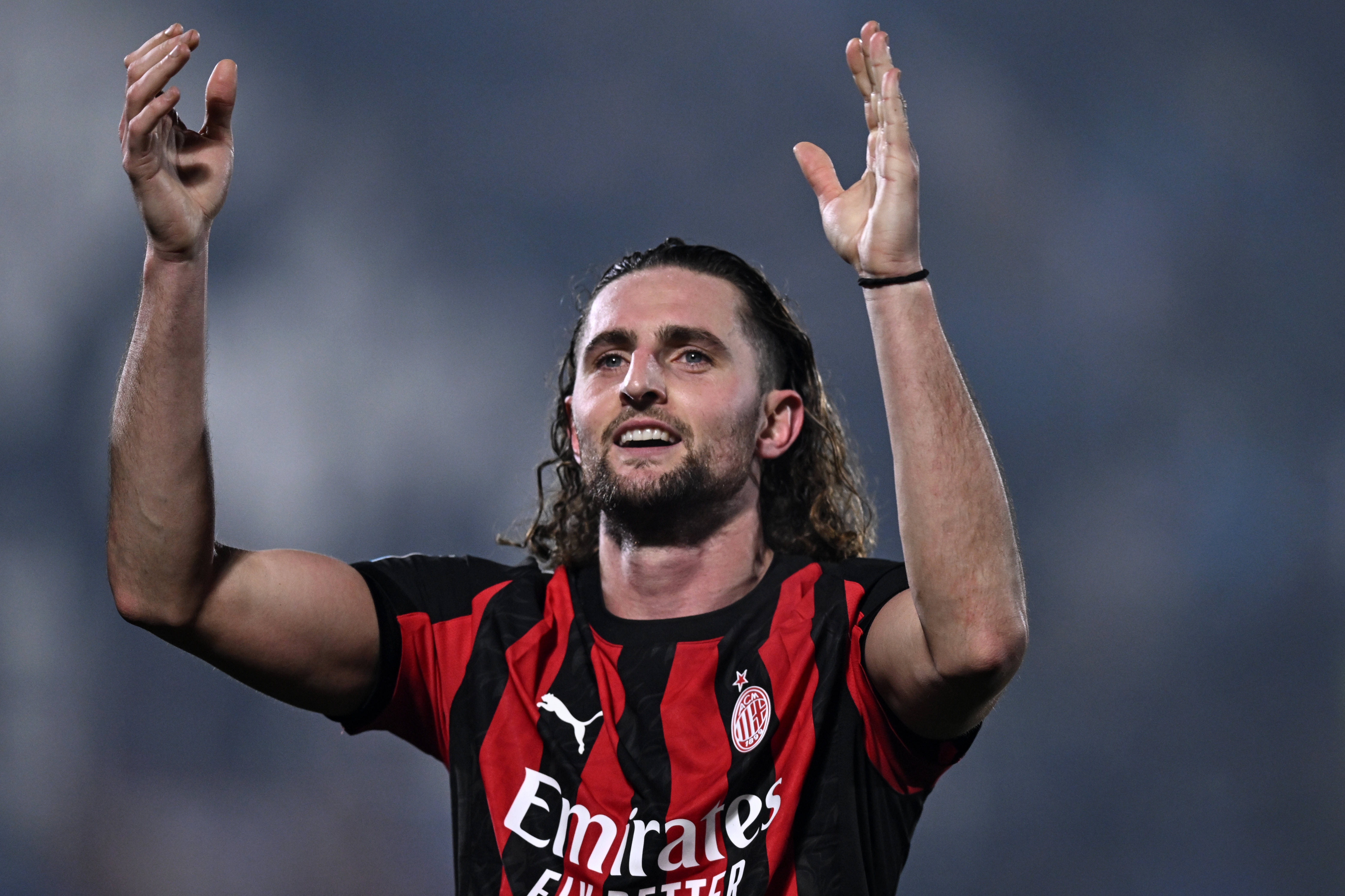 500彩票网赛事中心-低价高薪大核心！拉比奥特700万加盟920万年薪 13轮造7球米兰不败