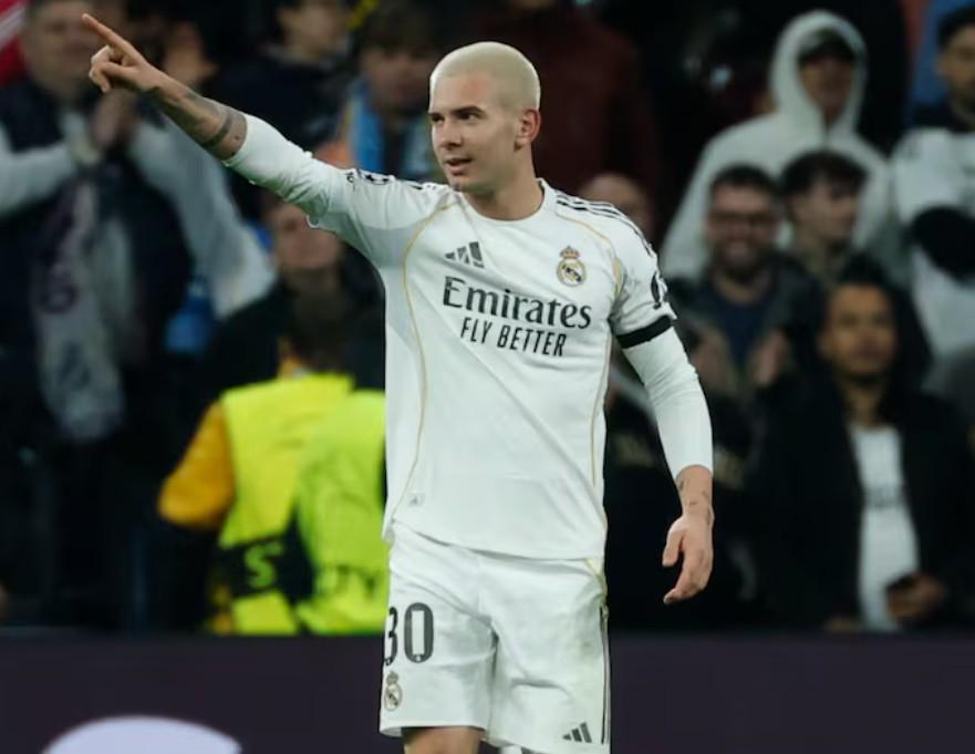 500彩票网赛事中心-阿斯：马斯坦托诺表现出色，展现了超越年龄的成熟与团队精神